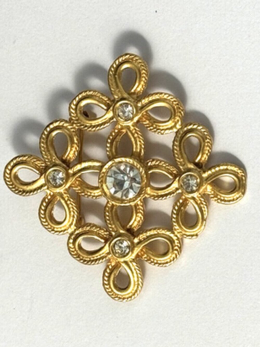 Vintage Gold Tone Filigree Flower Brooch Pin Clear Rhinestones Celtic Knot